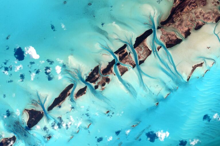 Багамские острова, снятые с Международной космической станции