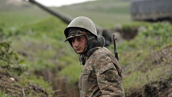 Солдат вооруженных сил Азербайджана. Архивное фото