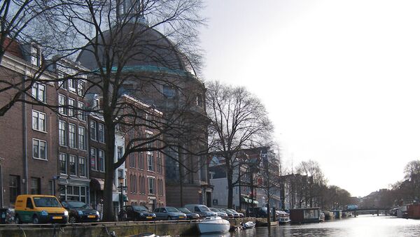 Амстердам. Круглая лютеранская церковь (Ronde Lutherse Kerk) на канале Сингел
