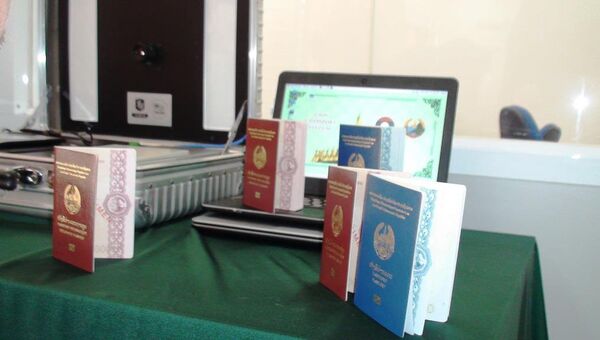 Россия презентовала в Лаосе программу выпуска биометрических паспортов