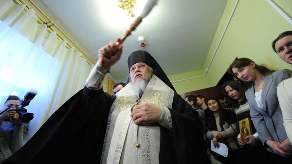 Епископ Пантелеимон на открытии центра для беременных и молодых мам в Москве