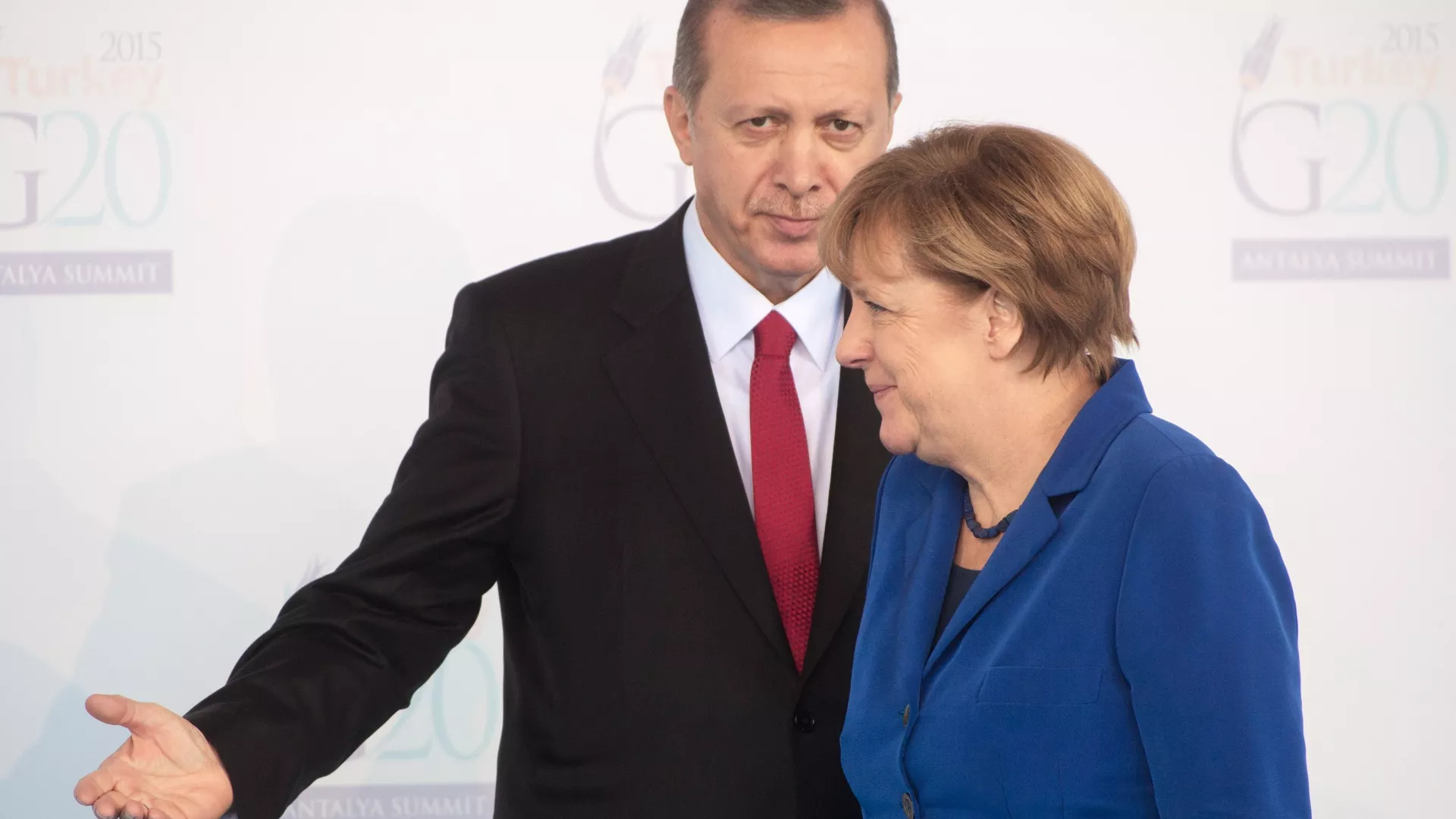 Президент Турции Тайип Эрдоган и Федеральный канцлер Германии Ангела Меркель - РИА Новости, 1920, 16.10.2021