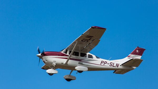 Самолет Cessna 206. Архивное фото