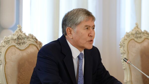 Президент Киргизской Республики Алмазбек Атамбаев. Архивное фото