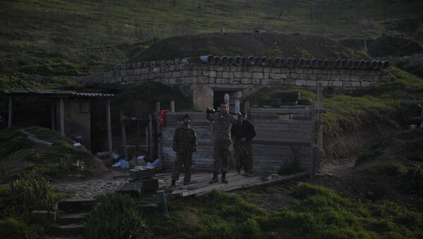 Карабахская армия на передовых позициях у линии разграничения в Нагорном Карабахе. Архивное фото