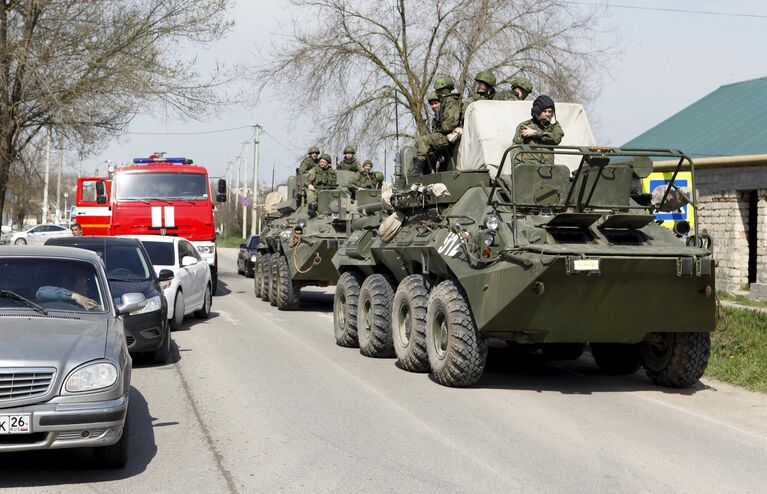 Военные на месте взрыва у здания ОВД в Ставропольском крае