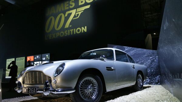 Выставка Fifty Years of Bond Style в Париже