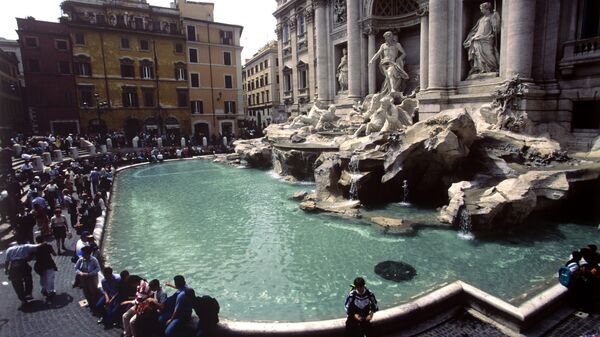 Столица Италии – Рим. Фонтан Треви. Архивное фото