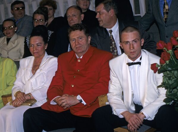 Лидер Либерально-демократической партии Владимир Жириновский с женой Галиной и сыном Игорем