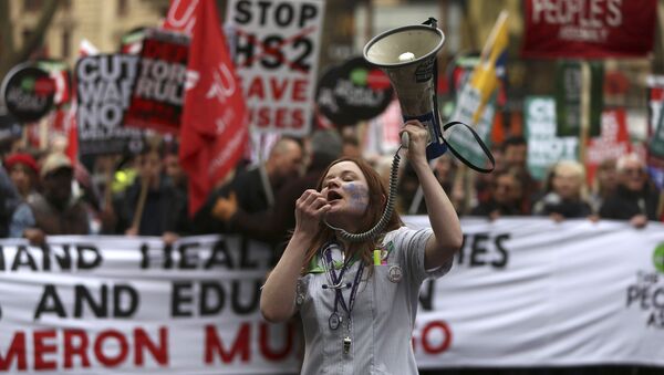 Акция протеста против действий правительства в Лондоне