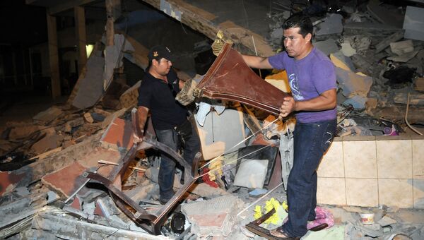 Последствия землетрясения в Эквадоре. Архивное фото