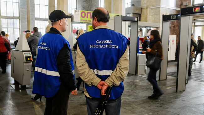 Служба безопасности московского метро. Архивное фото