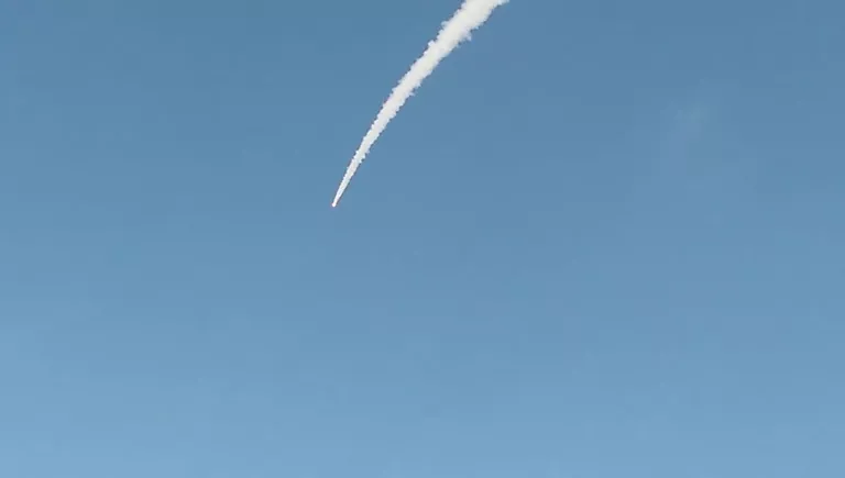 На полигоне в Астраханской области проведен боевой пуск ракеты из комплекса Искандер-М На полигоне в Астраханской области проведен боевой пуск ракеты из комплекса Искандер-М