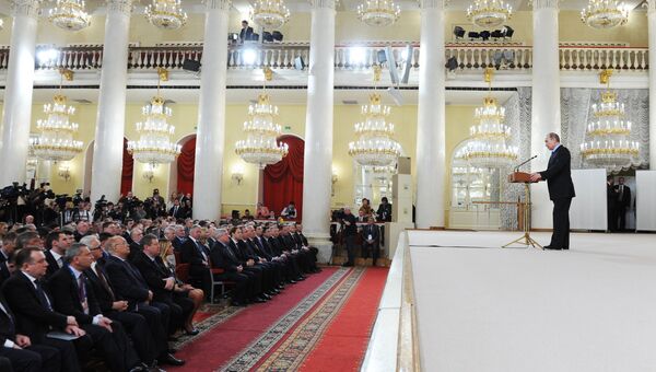 Президент России Владимир Путин выступает на Съезде машиностроителей России в Колонном зале Дома союзов