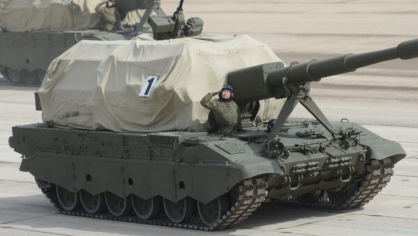 Самоходная артиллерийская установка САУ Коалиция-СВ на полигоне в Алабино