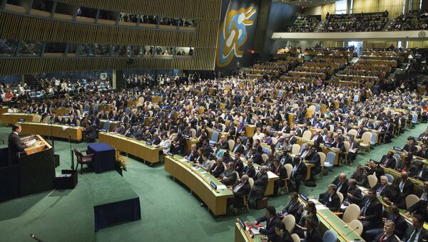 Торжественная церемония подписания соглашения по борьбе с глобальным изменением климата в штаб-квартире ООН в Нью-Йорке, США. Архивное фото