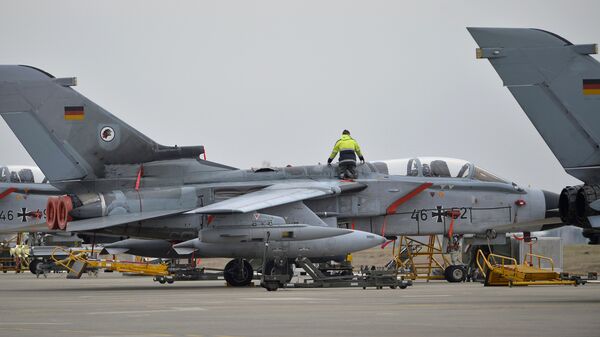 Немецкие истребители Торнадо на авиабазе Инджирлик в Турции