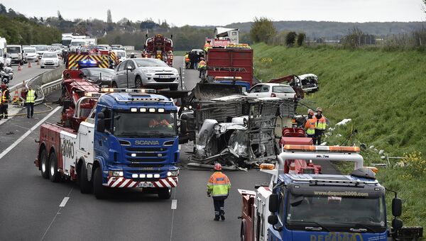 Крупная авария на трассе А13 во Франции. 25 апреля 2016