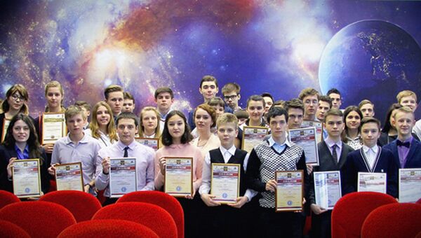 Швабе наградил победителей юношеских чтений «Человек и космос»