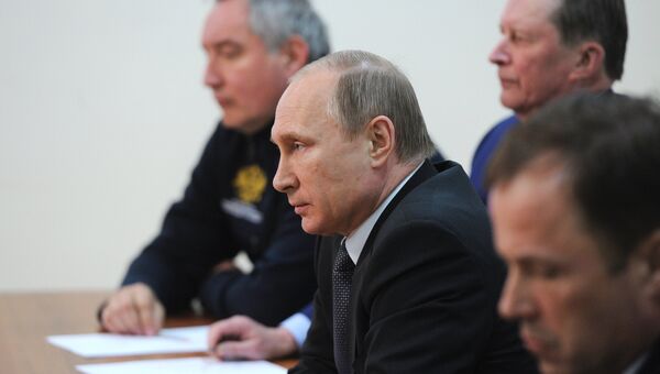 Президент России Владимир Путин на заседании Госкомиссии, которая выясняет причины переноса пуска ракеты-носителя Союз-2.1а на космодроме Восточный
