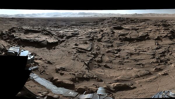 Панорамное изображение, полученное Curiosity с вершины горы Шарп