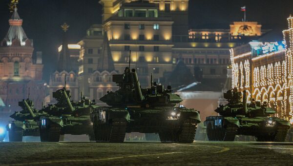 Ночная репетиция парада Победы на Красной площади. Архивное фото