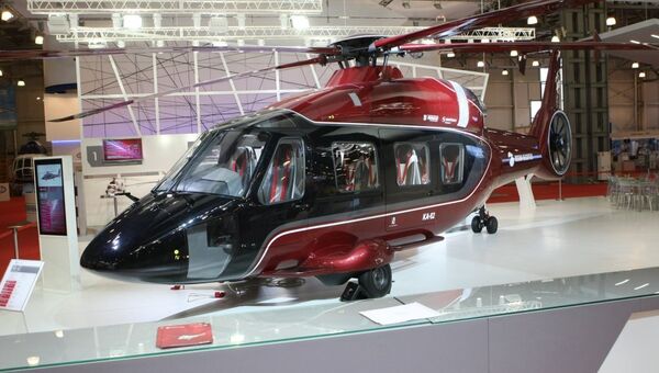 Вертолет Ка-62 на авиасалоне в Фарнборо, Великобритания. Архивное фото