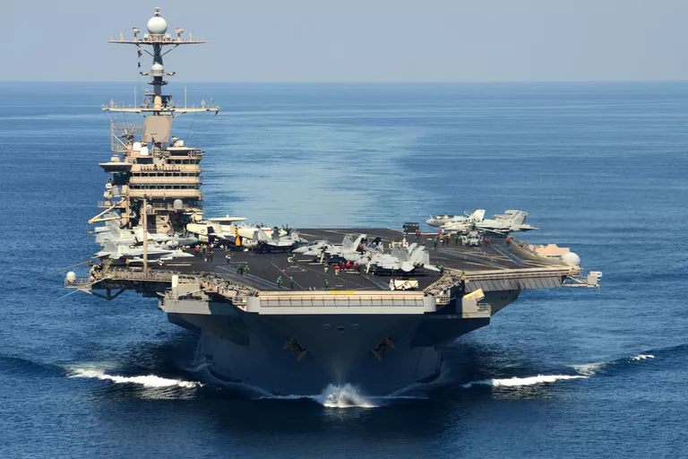 Авианосец USS John C. Stennis Авианосец USS John C. Stennis