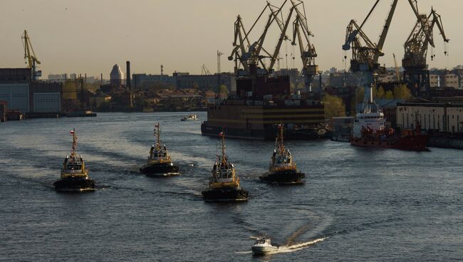 Представление Вальс буксиров в Санкт-Петербурге, архивное фото