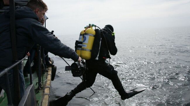 Участники проекта Поклон кораблям Великой Победы. Архивное фото