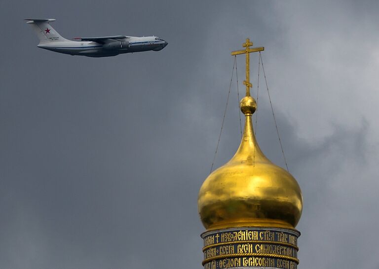 Тренировка групп парадного строя авиации к параду Победы