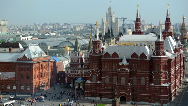 Вид на Исторический музей с крыши отеля Ritz-Carlton в Москве