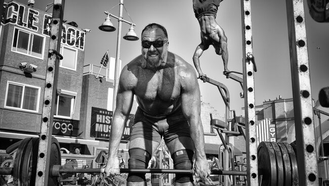 Muscle Beach Gym в Венис-Бич, штат Калифорния