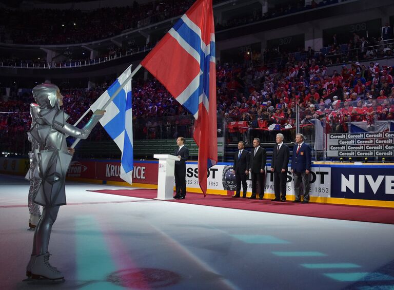 Премьер-министр РФ Д. Медведев принял участие в открытии ЧМ по хоккею 2016