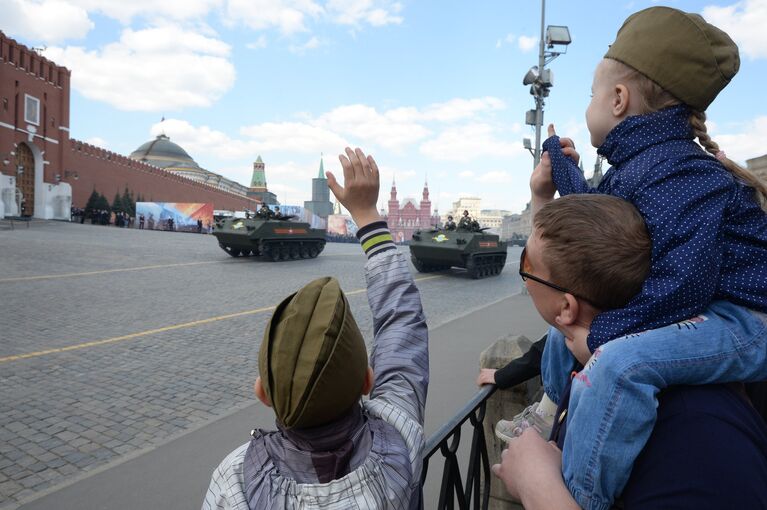 Генеральная репетиция военного парада в честь 71-й годовщины Победы в ВОВ