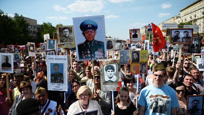 Шествие Бессмертный полк в Москве
