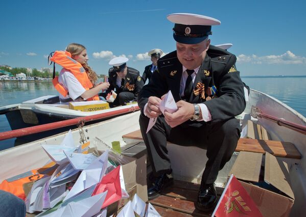 Акция Кораблик Победы в Крыму