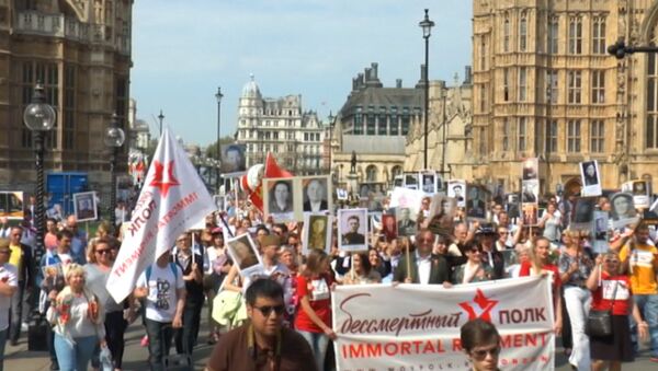 День Победы в Лондоне: шествие Бессмертного полка и возложение цветов