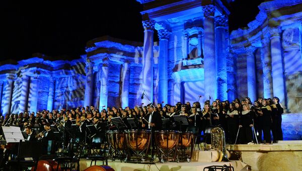 Концерт в римском амфитеатре Пальмиры, посвященный памяти погибших за независимость Сирии