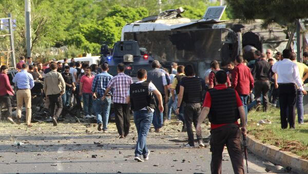 Взрыв в центре турецкого Диярбакыра. 10 мая 2016