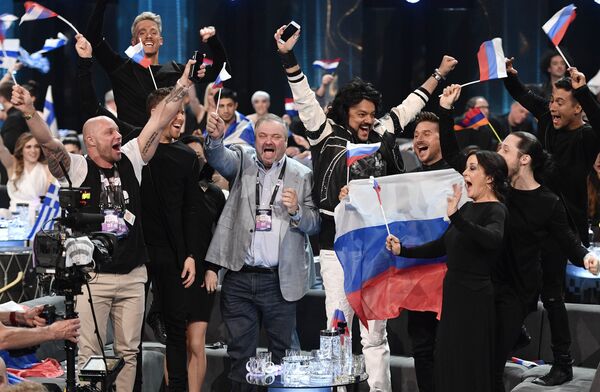 Сергей Лазарев с группой поддержки в первом полуфинале конкурса песни Евровидения-2016