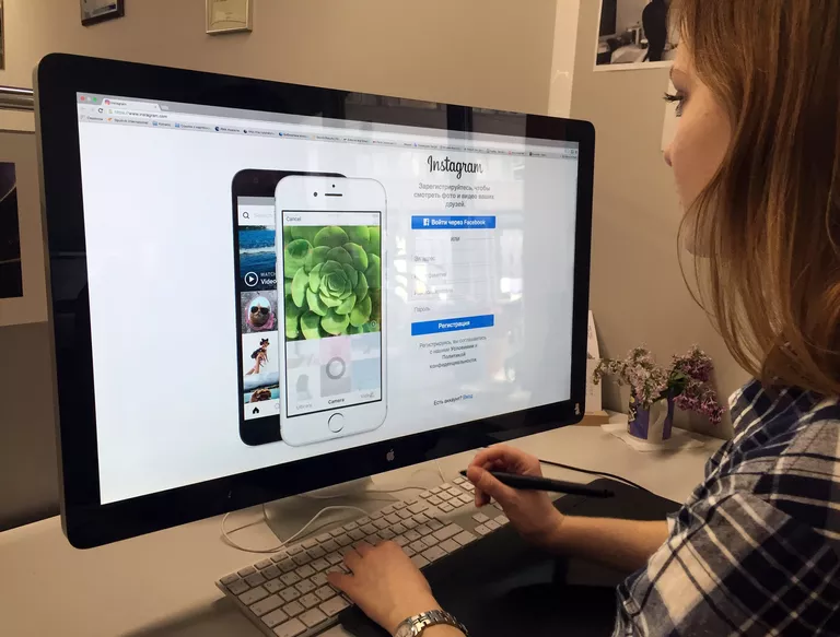 Пользователь социальной сети Instagram Пользователь социальной сети Instagram