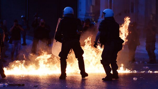 Столкновения в Афинах. Архивное фото