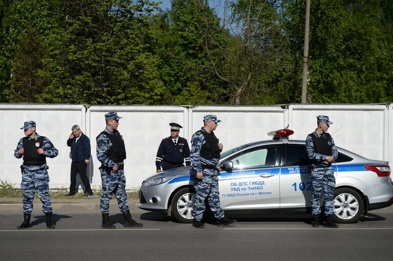 Массовая драка на Хованском кладбище в Москве