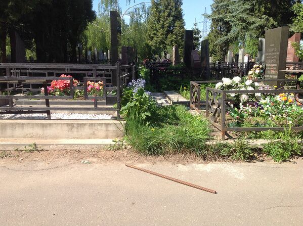 Массовая драка на Хованском кладбище в Москве