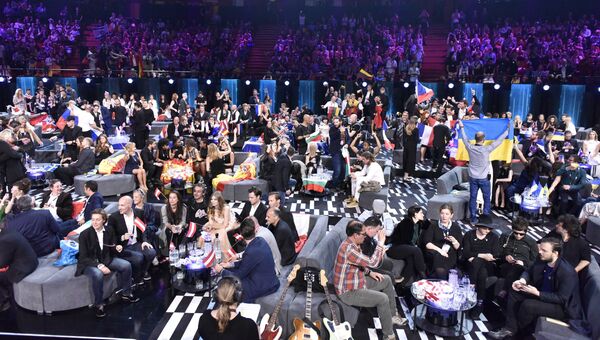 Участники музыкального конкурса Евровидение - 2016 ожидают начала голосования  в Стокгольме. Архивное фото