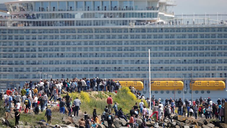 Самый большой круизный лайнер в мире — Harmony of the seas