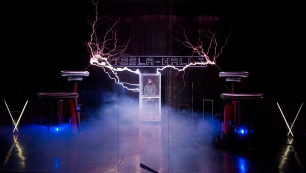 В Ночь музеев в Москве покажут шестиметровые молнии в Tesla-Hall