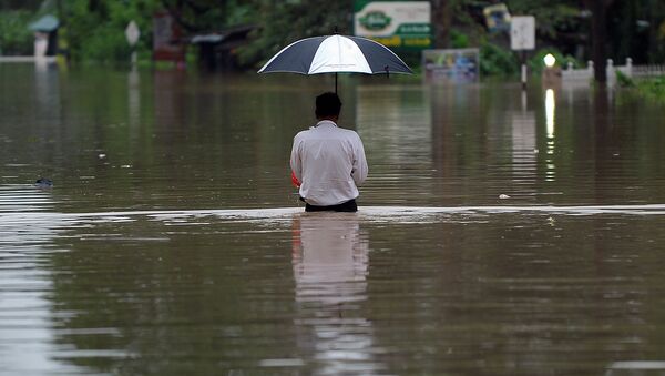 Наводнение из-за сильных дождей и оползней на Шри-Ланке. Архивное фото