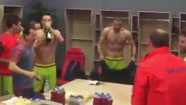 Как игроки ЦСКА начали праздновать чемпионство